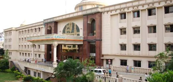 Vydehi Institute of Medical Sciences & Research Centre campus