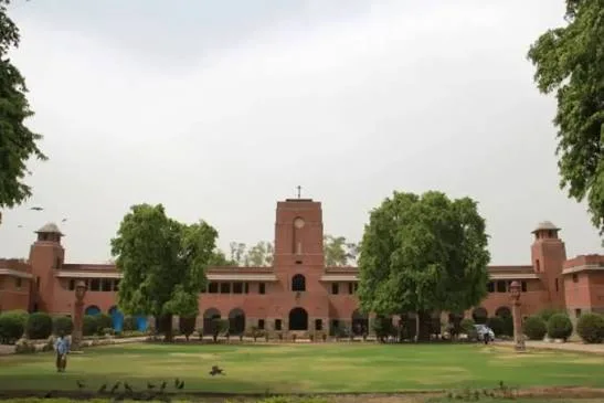 College of Vocational Studies, University of Delhi campus